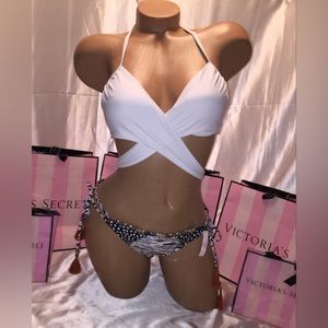 👙✨VICTORIA’S SECRET BIKINI BOTTOM✨👙